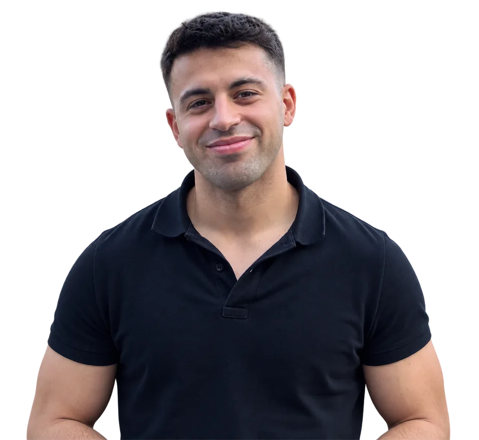 Marco Rota Martir, in polo nera, sorridente